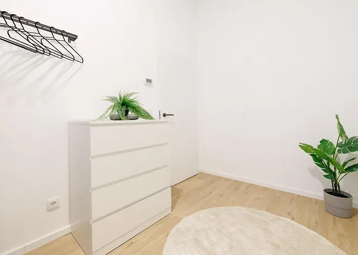 Hostel Style By Home2 *