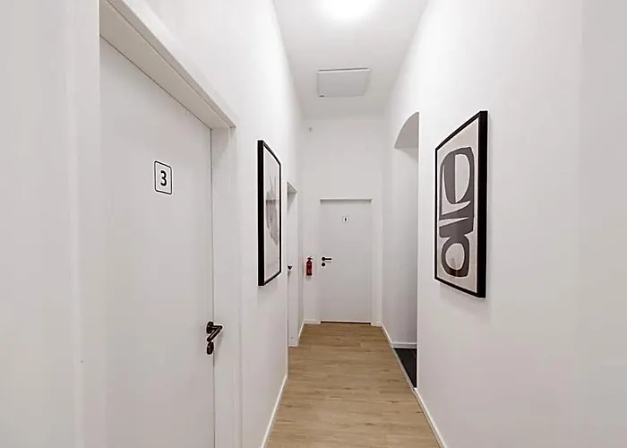 Style By Home2 Hostel *